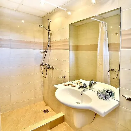 Laguna Mare 4*