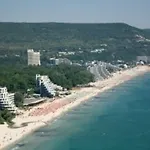 马雷海逸酒店 阿尔贝纳