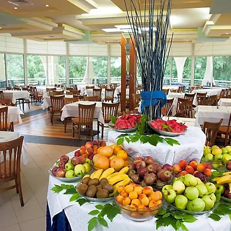 Laguna Mare Hotel 4*