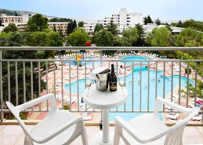 Laguna Mare ホテル アルベナ